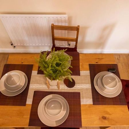 3 Bedrooms House-Sofabed-Parking-Bbqstove-Garden London Kültér fotó